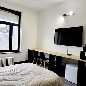 Accommodatie bij particulieren Private Industrial In Center Of, Charleroi